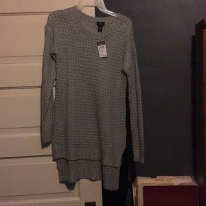 Rue 21 sweater size Medium